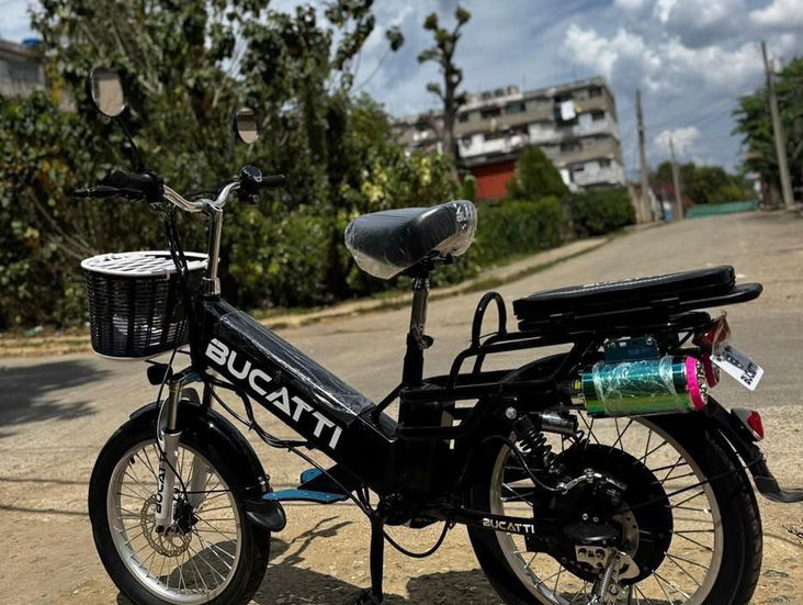 Se venden bicicletas eléctricas Bucatti