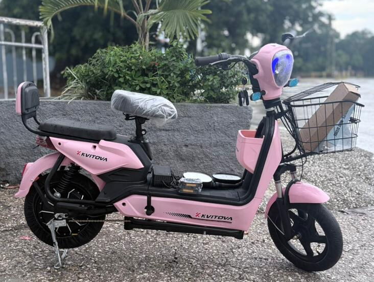 Bicimoto Kvitova baterías de litio 48 volt x 20 amperes autonomía de 45 a 50 km