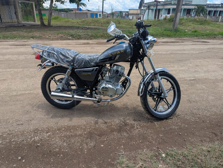 Moto 250cc Lifan