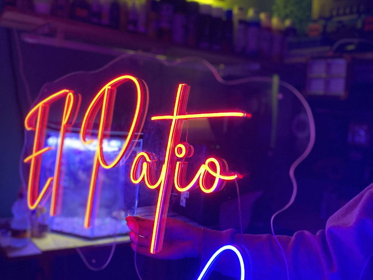 Carteles de neon flex. Acrilico y pvc