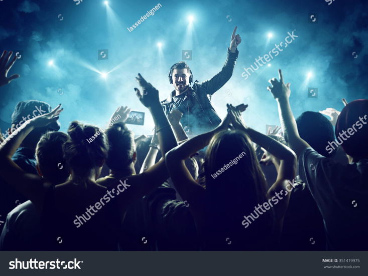 Musica, Dj, Animador, Humo, Pantalla para tus fiestas y eventos