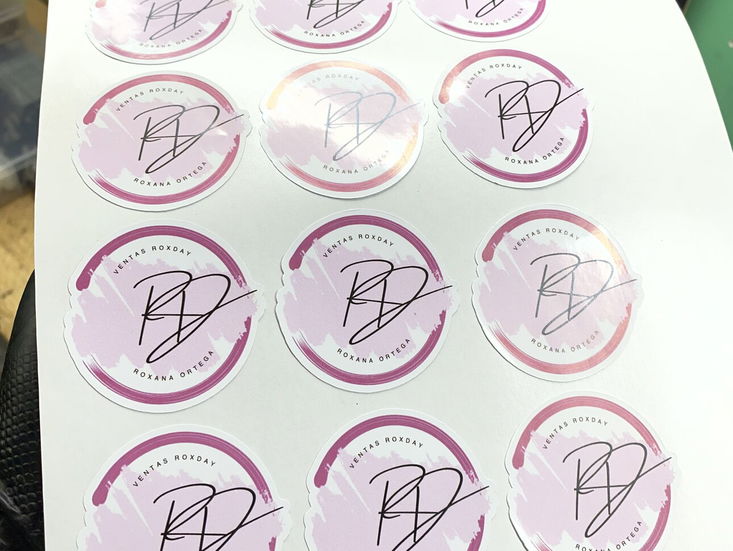 Pegatinas personalizadas.