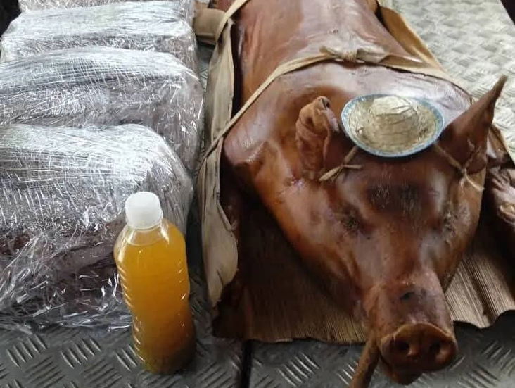 Cerdo asado de 70 libras para 35 comensales