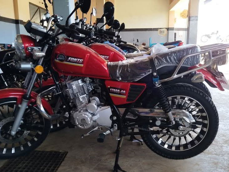 Motos triciclo etc