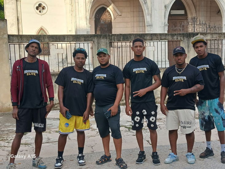Montaje de mantas asfálticas brigada Élite TCP