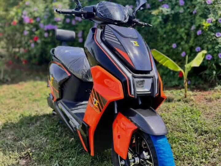 Moto bucatti s90