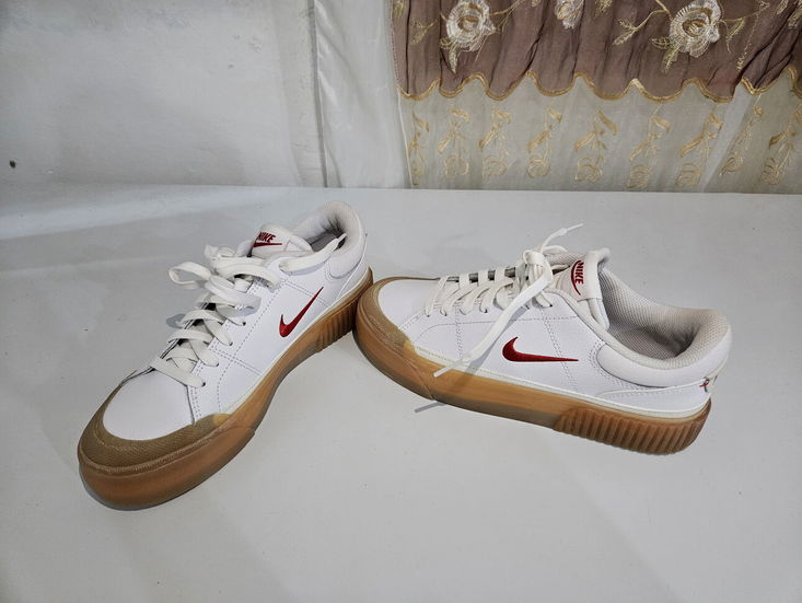 NIKE ORIGINALES 39 Hecho en Indonesia