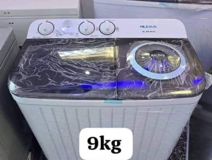Lavadora semiautomática marca Milexus de 9 kgs